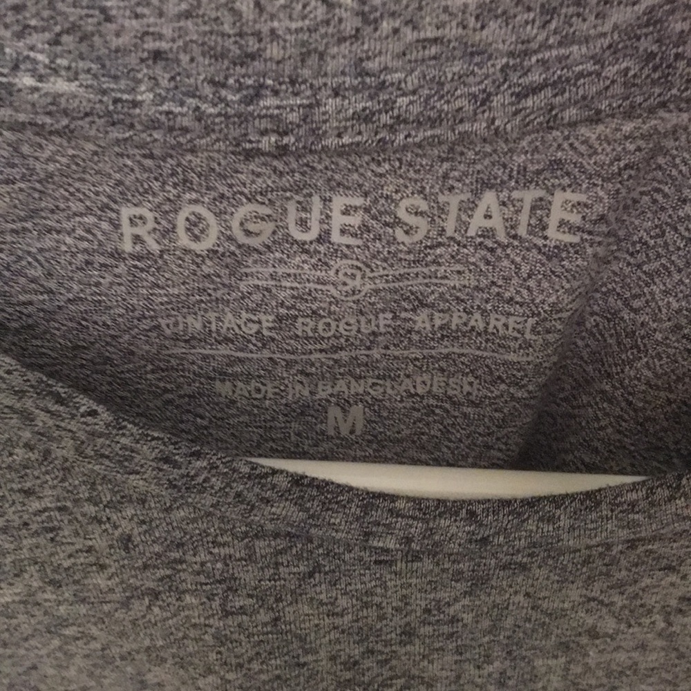Rogue Tee - Picture 3 of 4